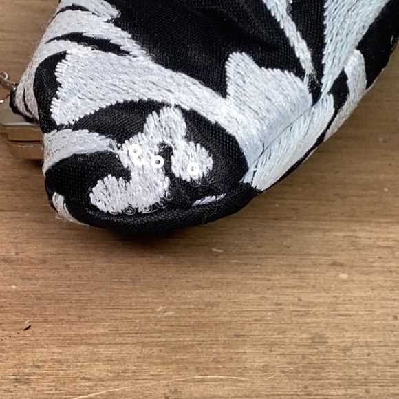 Lulu Townsend Black and Silver Sequins Clutch / Shoulder Bag with Floral Design - Picture 6 of 8